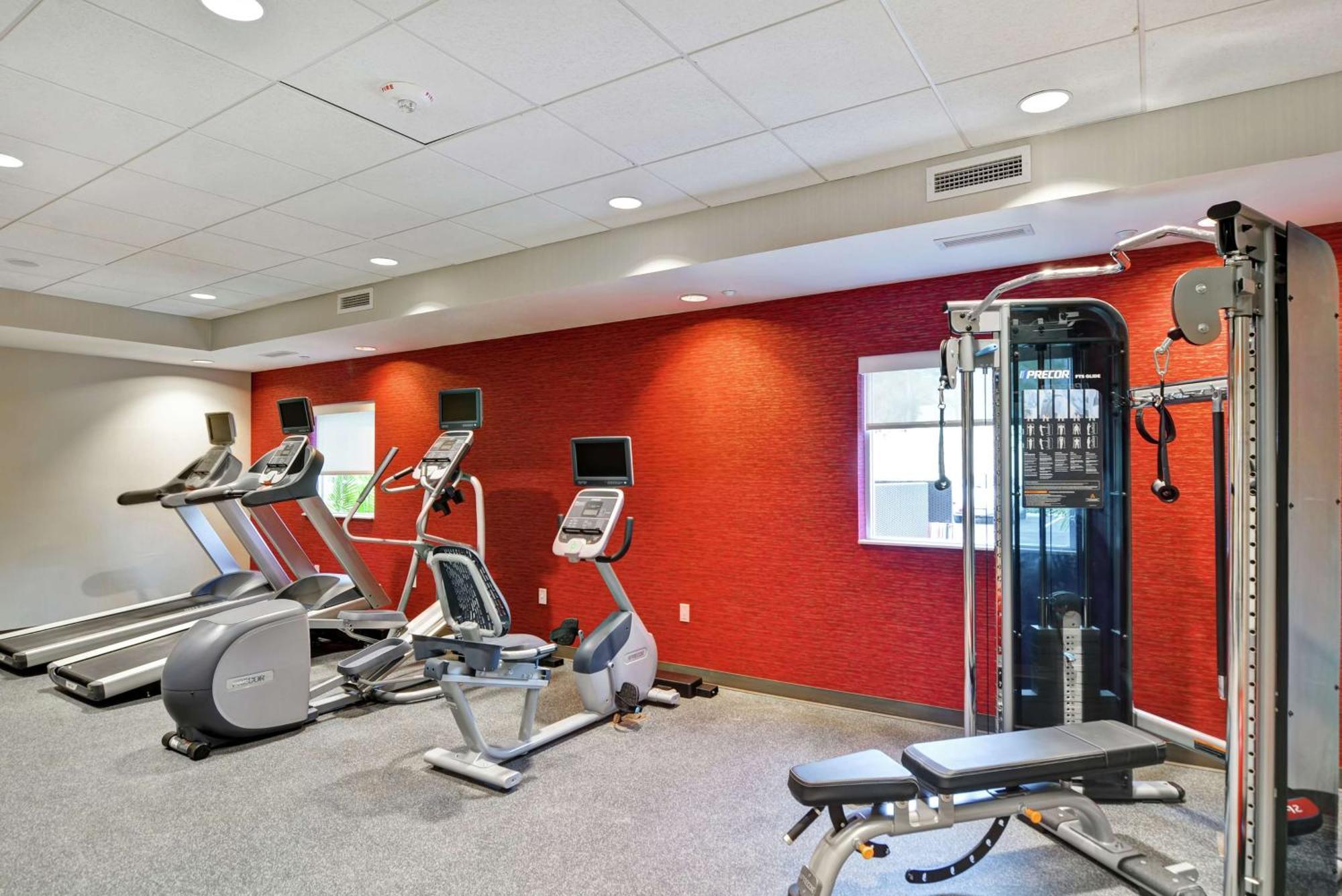 Home2 Suites By Hilton Daytona Beach Speedway Buitenkant foto